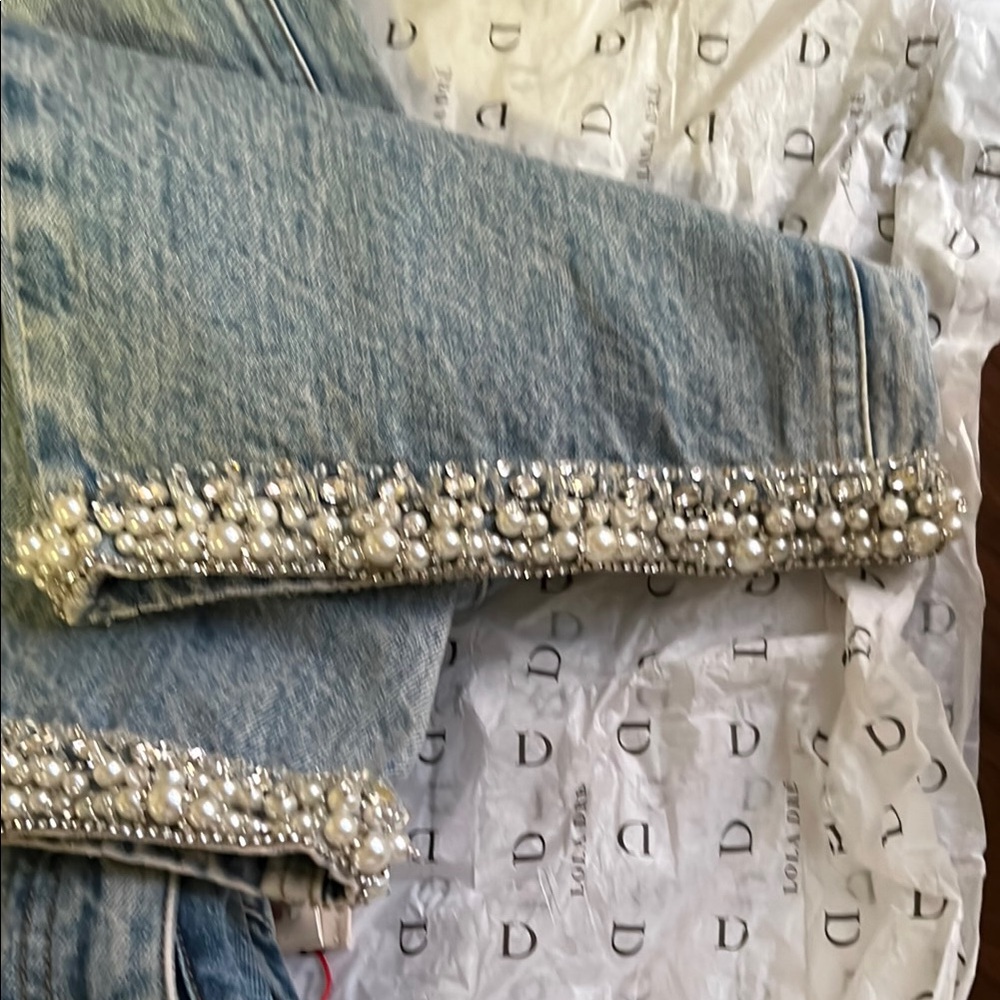 NWT Alice + Olivia Ora embellished Jeans 26 - Picture 7 of 7